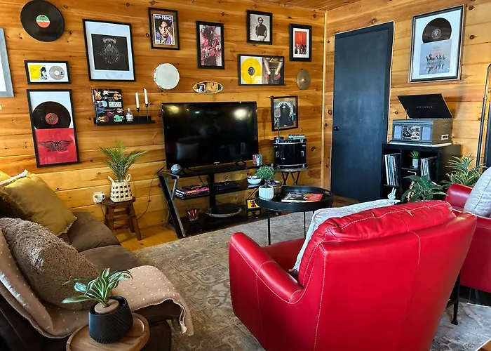 Rock N Roll Lake Haus